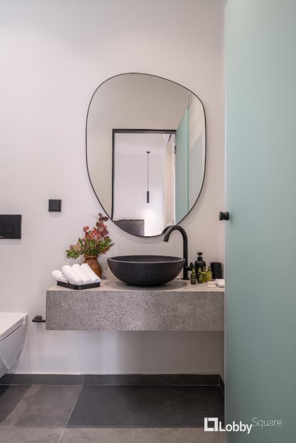 La Mer Apartment By Lobbysquare Le Pirée Extérieur photo